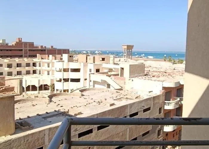 Princess Sea View Apartment *